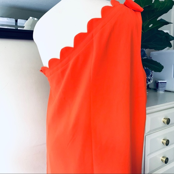 NWT Victoria Beckham One Shoulder Scallop Dress - Picture 4 of 4